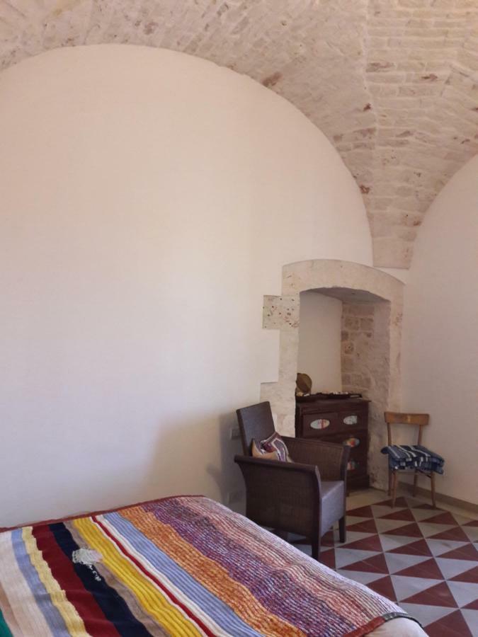 Fra Il Glicine E Il Sambuco Villa โมโนโปลี ภายนอก รูปภาพ
